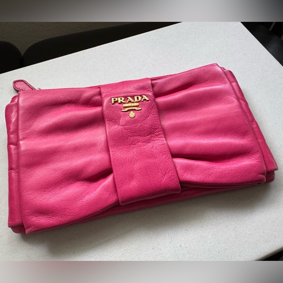 Prada pink soft leather pouch clutch wallet - Picture 1 of 16
